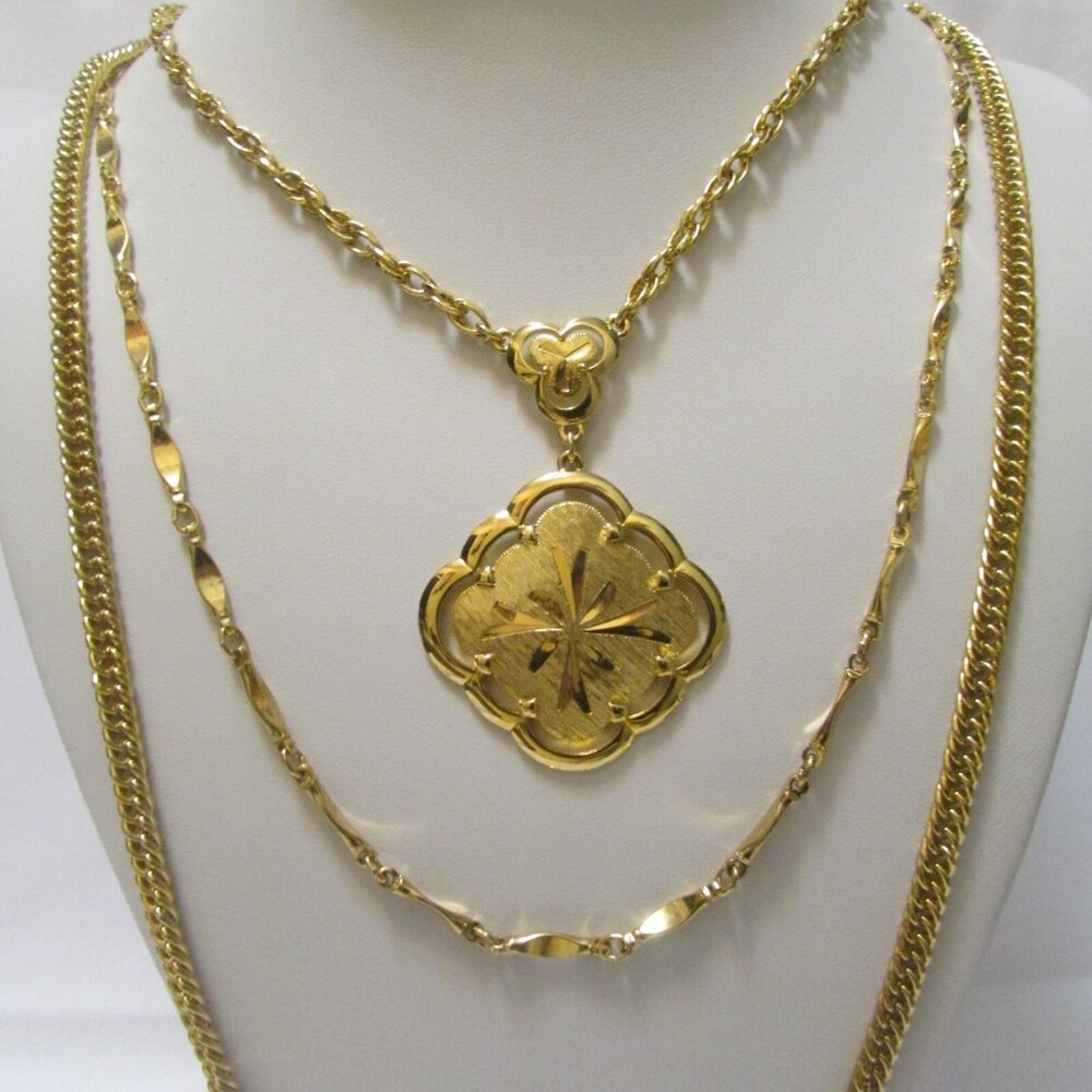 Symbolic Diamond Shape Gold Tone Pendant Elegant Multi Strand Necklace - Picture 4 of 11